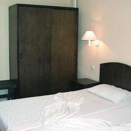 Cicey Apartment